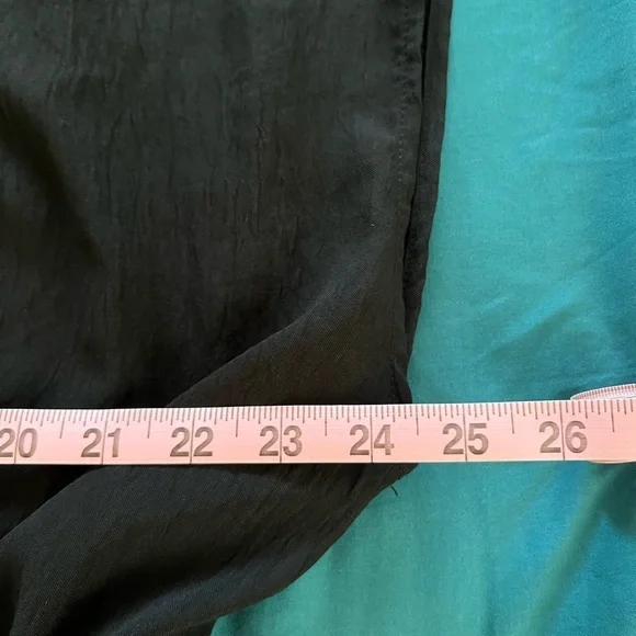 Torrid Black short sleeve dress - Picture 7 of 9